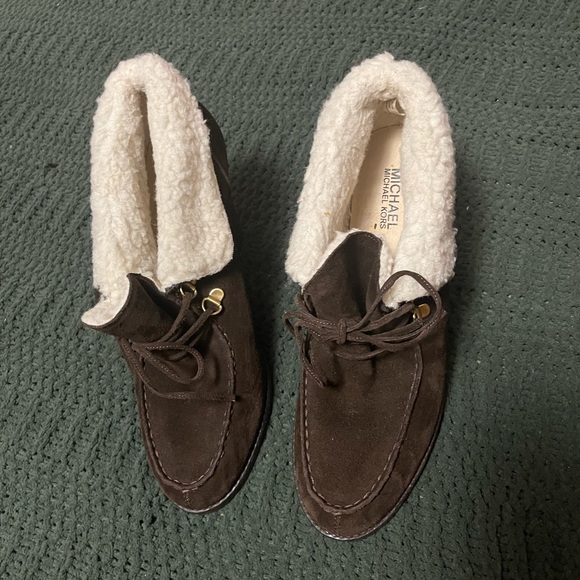 Michael Kors Fur-lined Wedged Heeled Boots - Picture 4 of 11